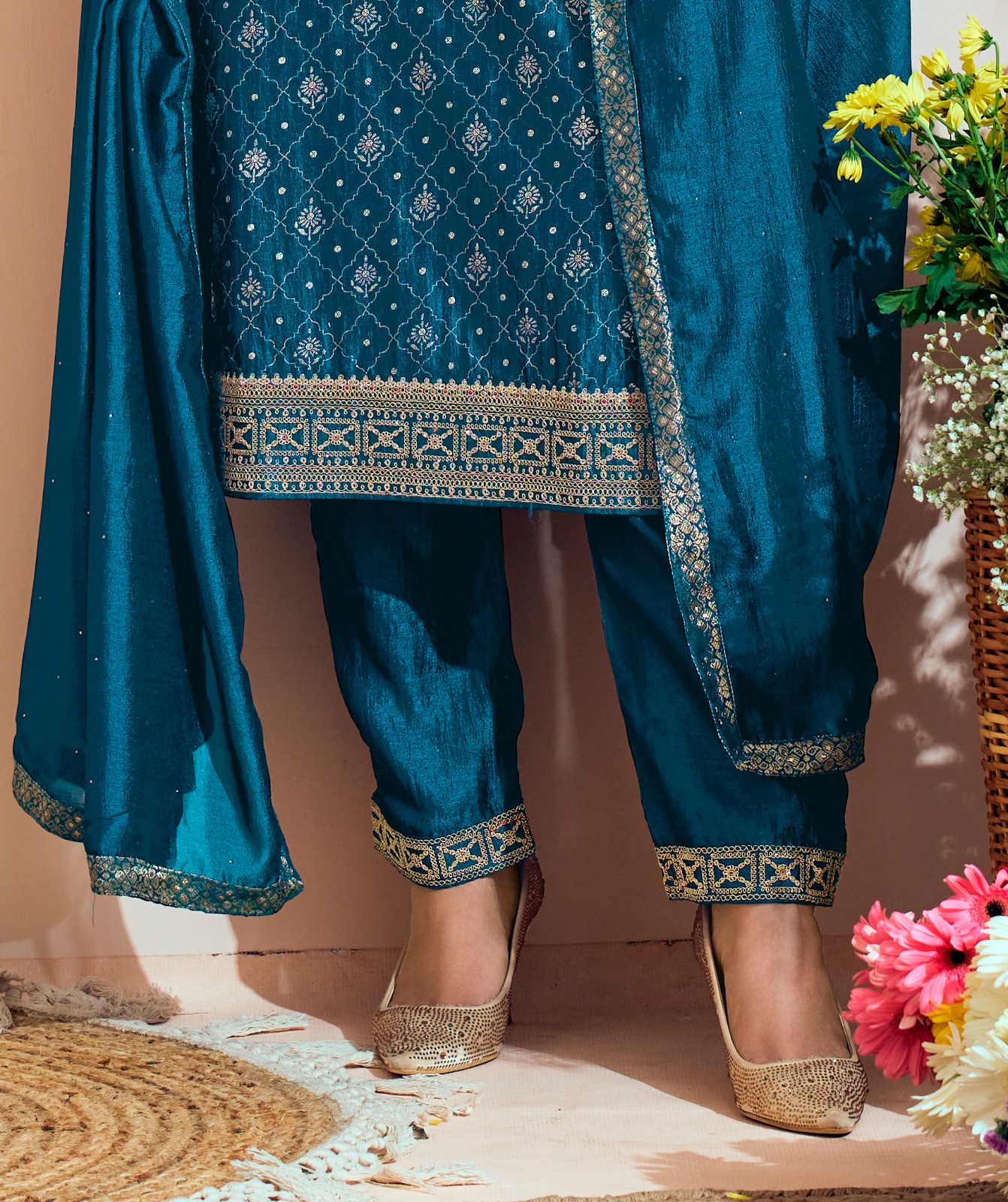 Label Khoj 9684A & 9684B Vichitra Silk Wholesale Readymade Salwar Suit Catalog - Image 4