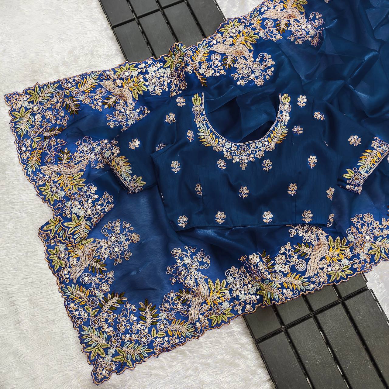 Bt-1260 Pure Soft Jimmy Cho Wholesale Fancy Sarees Catalog - Image 3