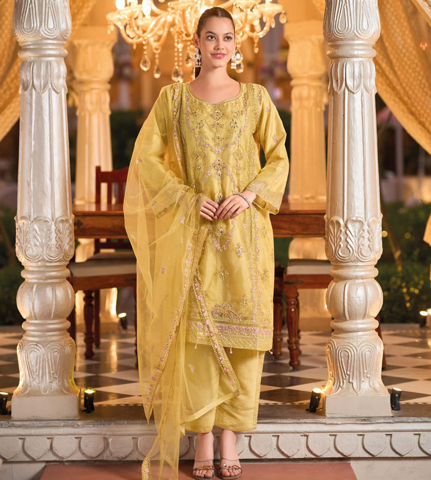 Shree Fabs Dn 1307 Organza Wholesale Readymade Salwar Suit Catalog