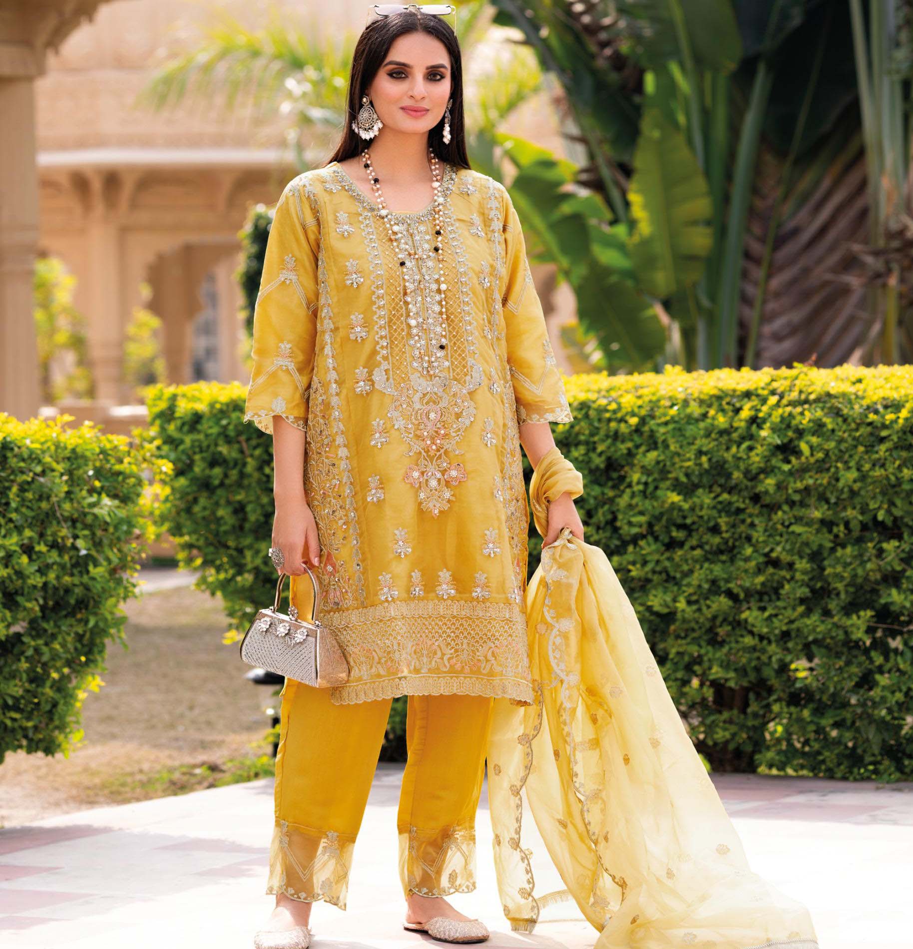 Shree Fabs Dn 1334 Organza Wholesale Pakistani Readymade Salwar Suit Catalog