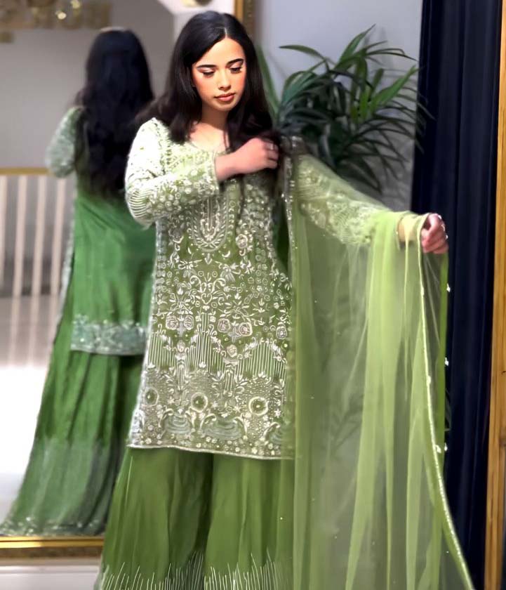 Vardan Ethnic Zsr-3103 Heavy Pure Chinnon Silk Wholesale Pakistani Readymade Salwar Suit Catalog