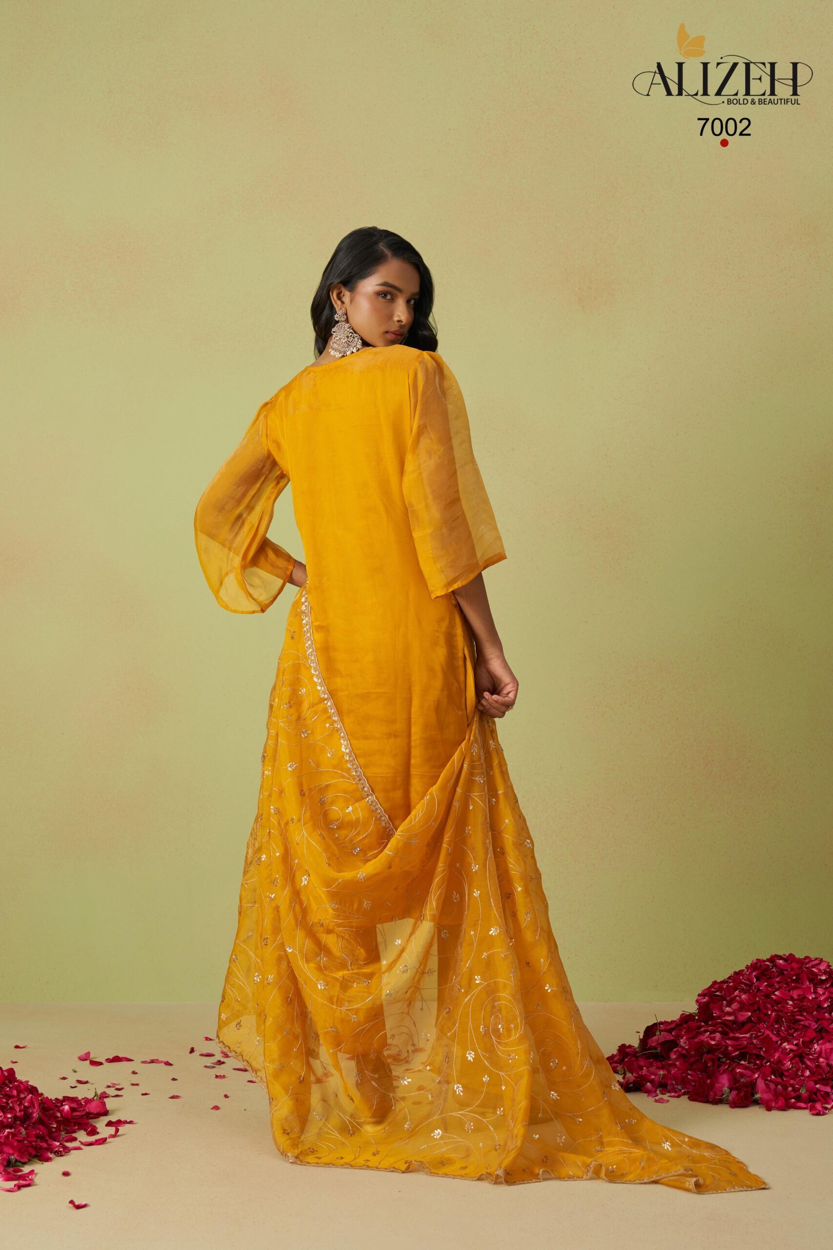 Alizeh Gulaabo Shimmer Organza Wholesale Designer Salwar Kameez Collection - Image 9