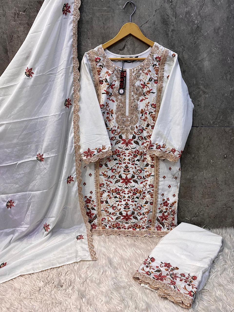 Hoor Tex Hf-117,A To C Heavy Chinon Wholesale Pakistani Readymade Salwar Suit Catalog - Image 6