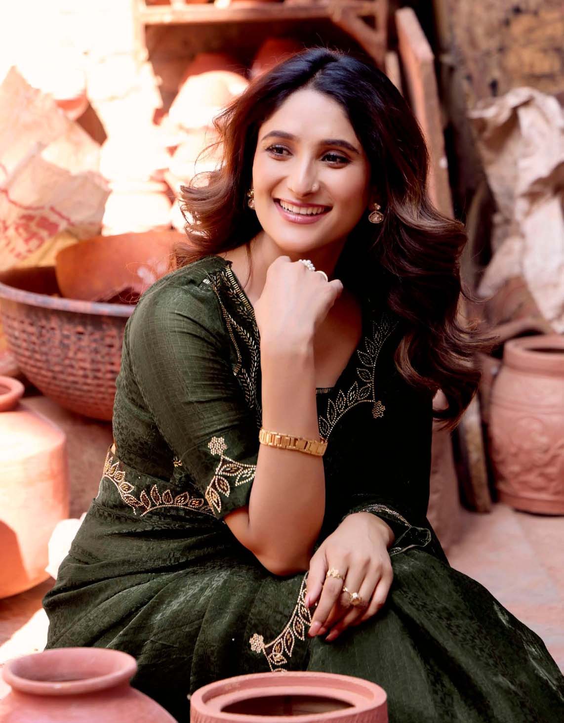 Kashvi Creation Signature Vol. 04 Silk Wholesale Fancy Sarees Catalog