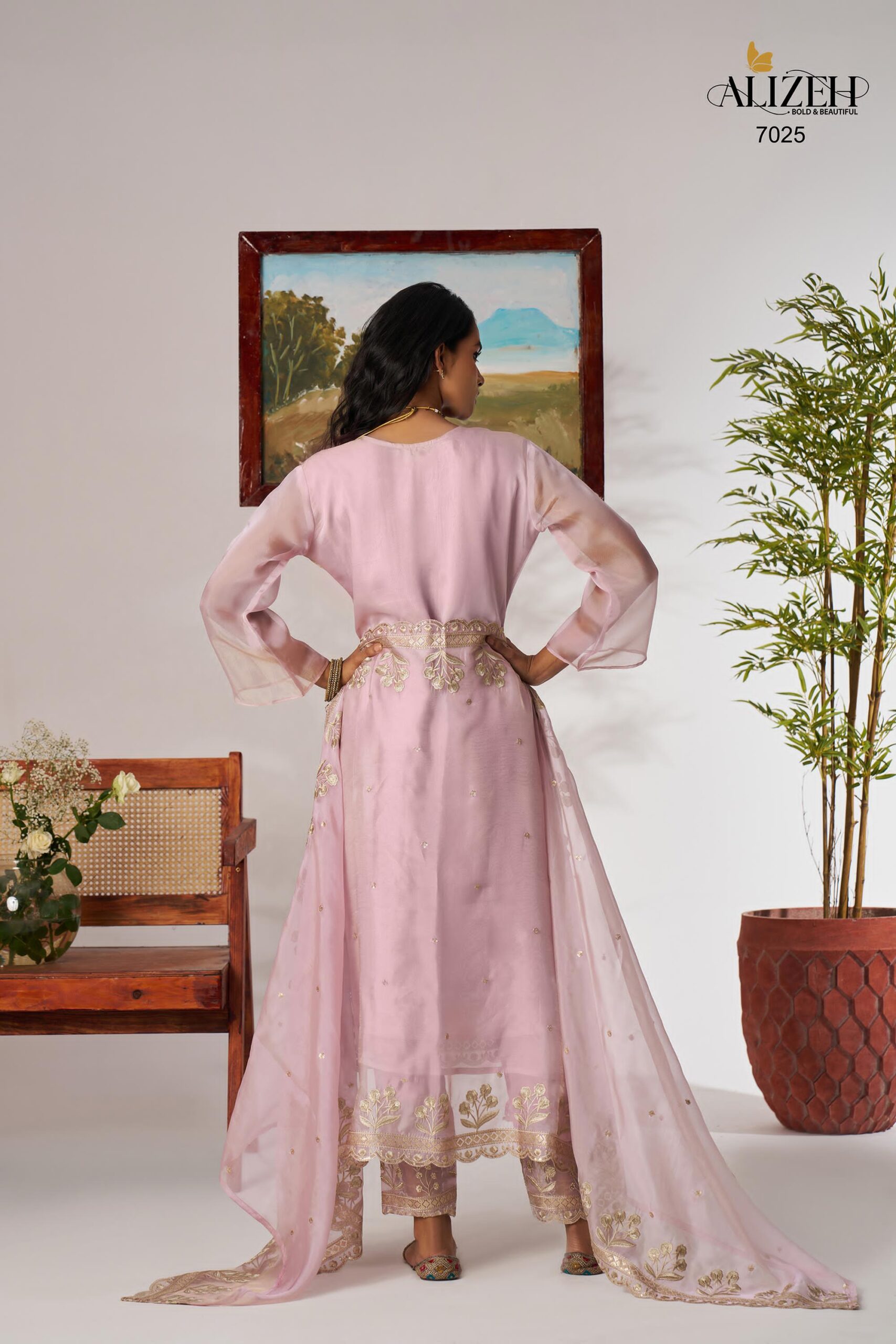 SUKOON By Alizeh D7025 Luxury Shimmer Organza Salwar Suit Collection - Image 5