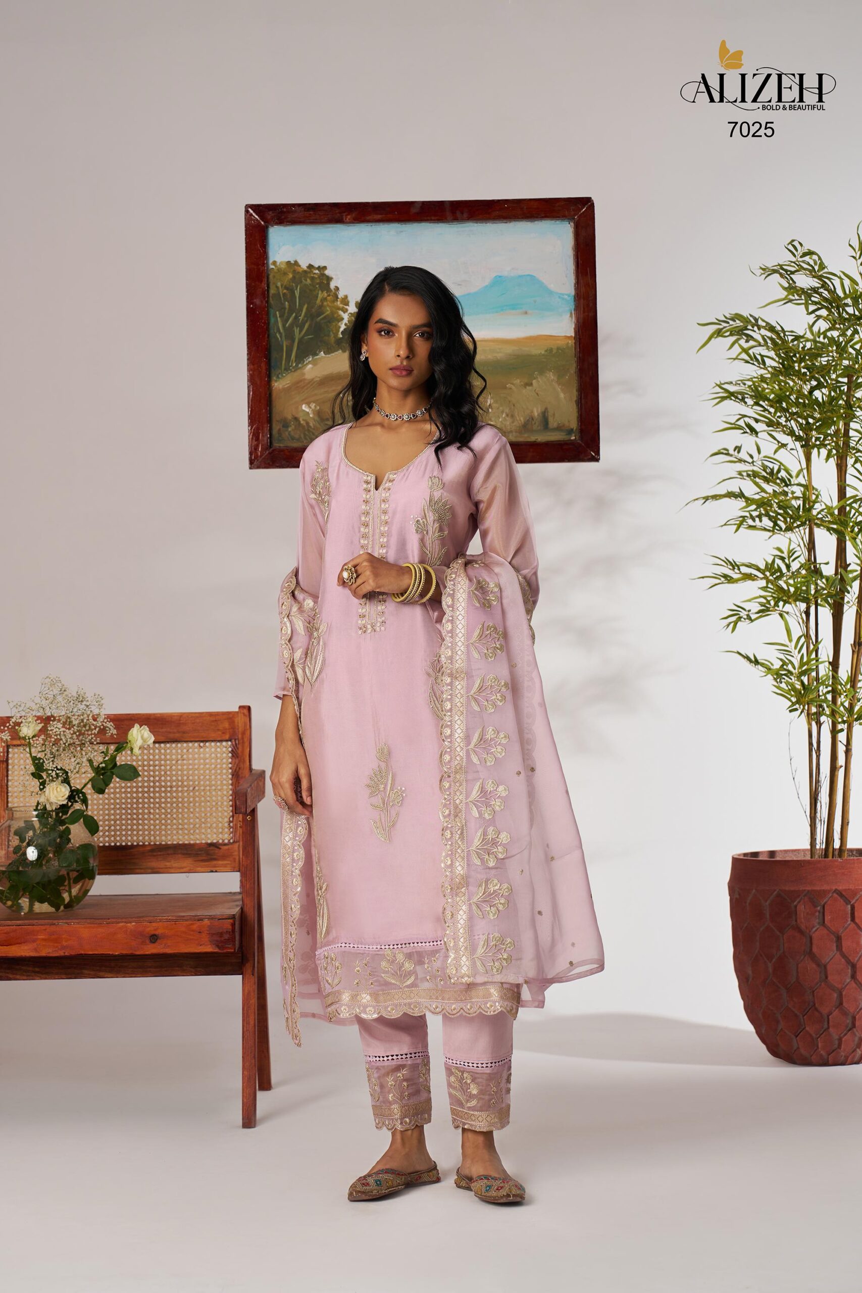SUKOON By Alizeh D7025 Luxury Shimmer Organza Salwar Suit Collection - Image 3