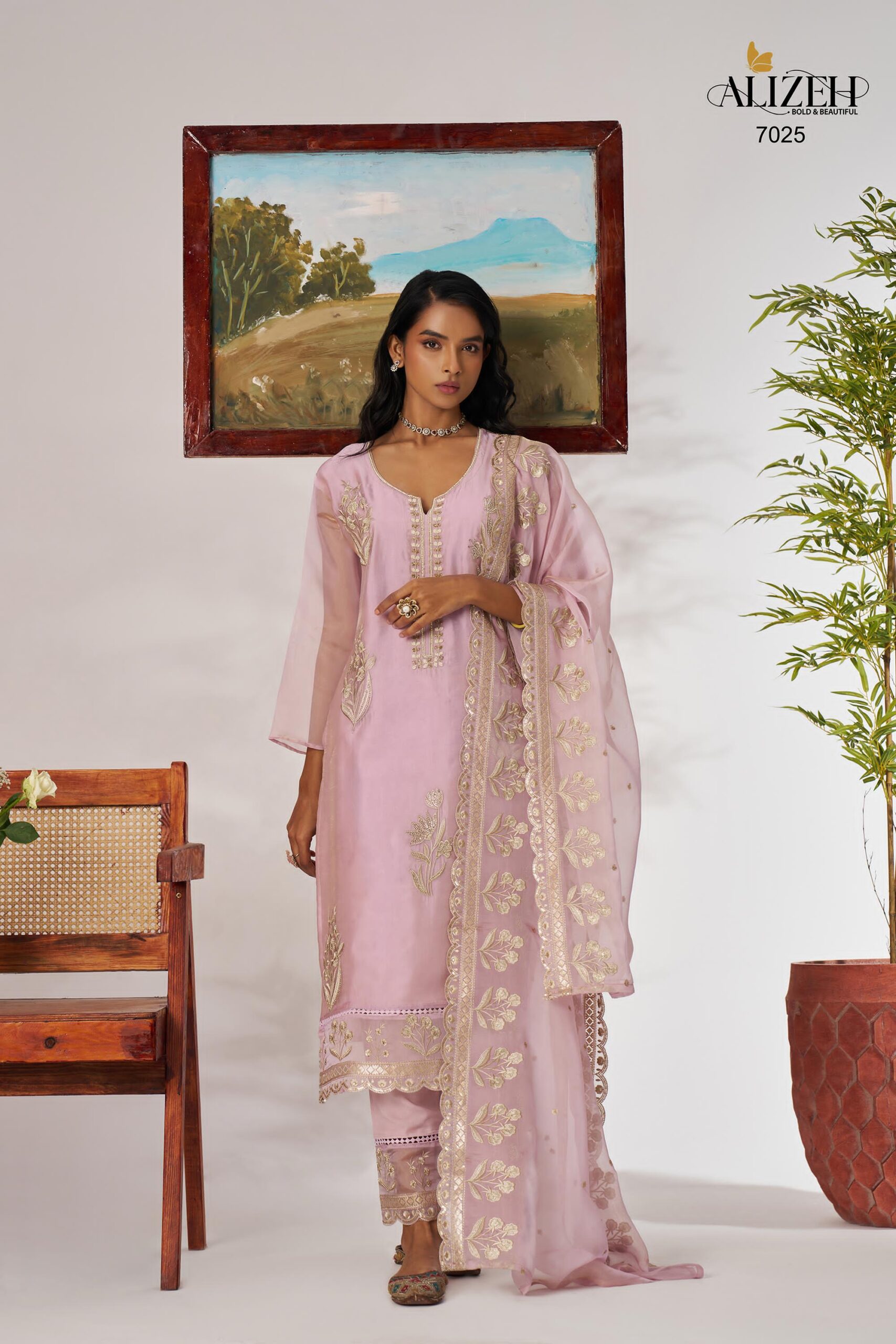 SUKOON By Alizeh D7025 Luxury Shimmer Organza Salwar Suit Collection - Image 4