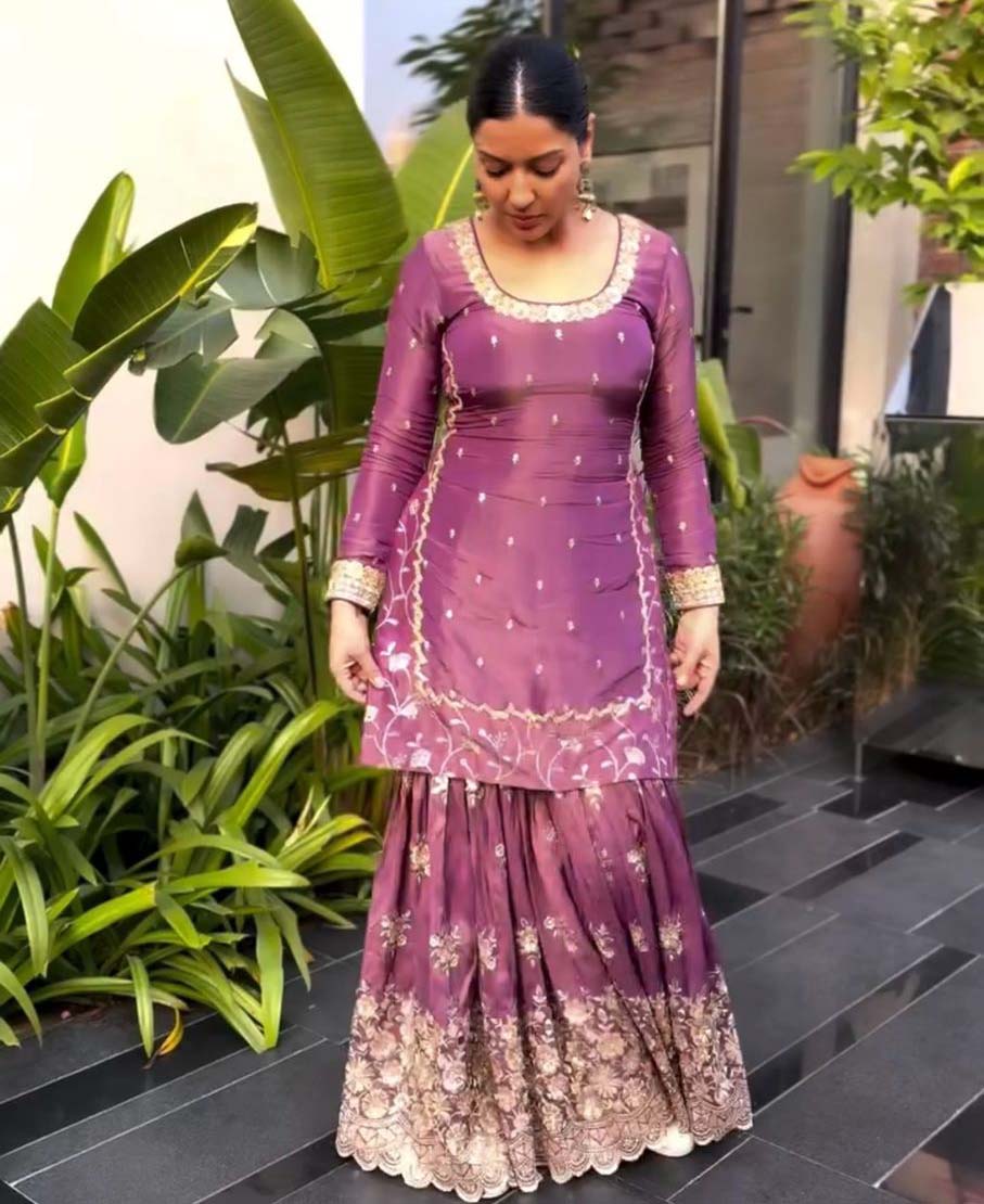 Vardan Ethnic Srk-5240 Twill Net Wholesale Pakistani Readymade Eid Collection