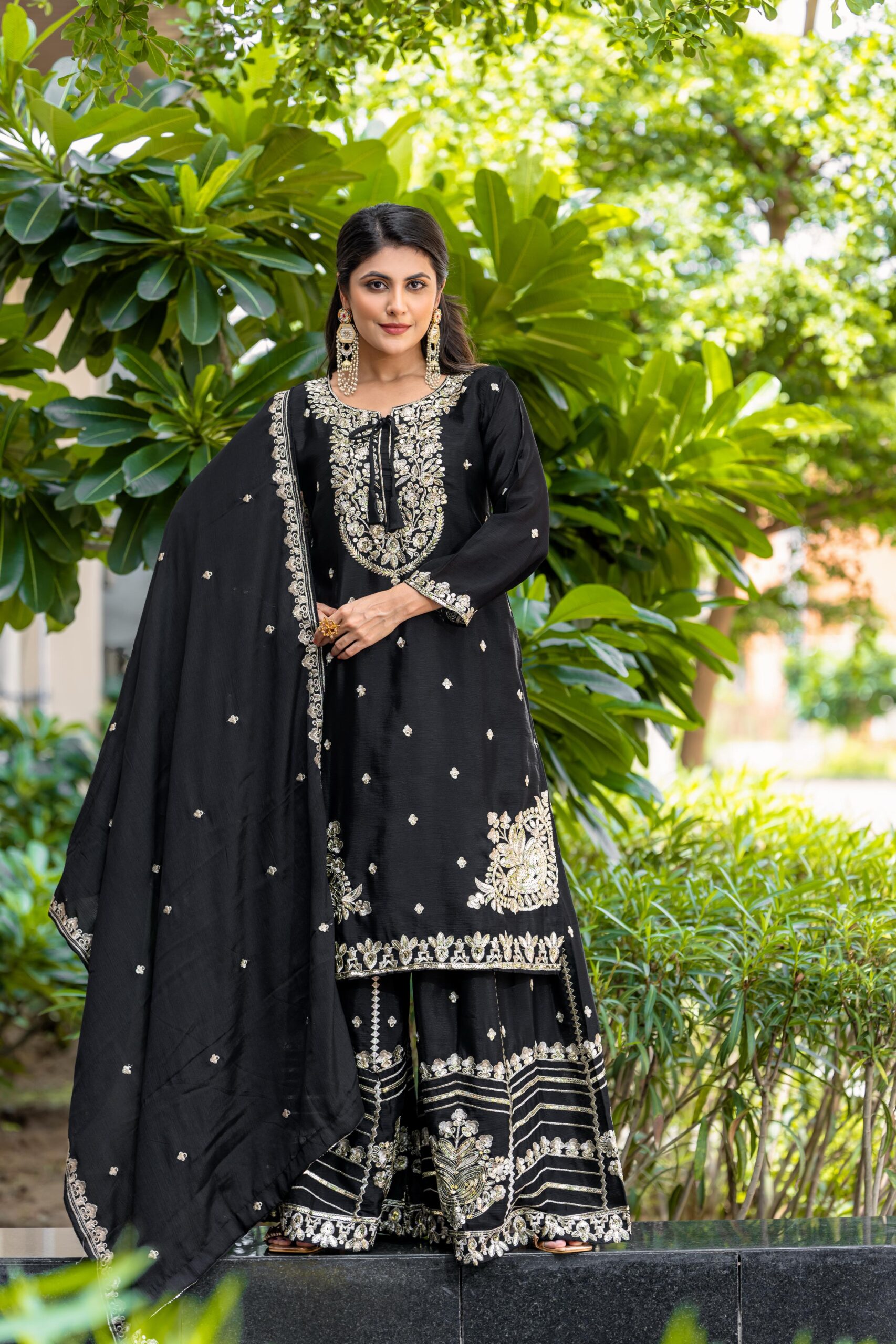 Vardan Srk-5169 Pure Chinnon Silk Wholesale Pakistani Readymade Eid Collection - Image 3