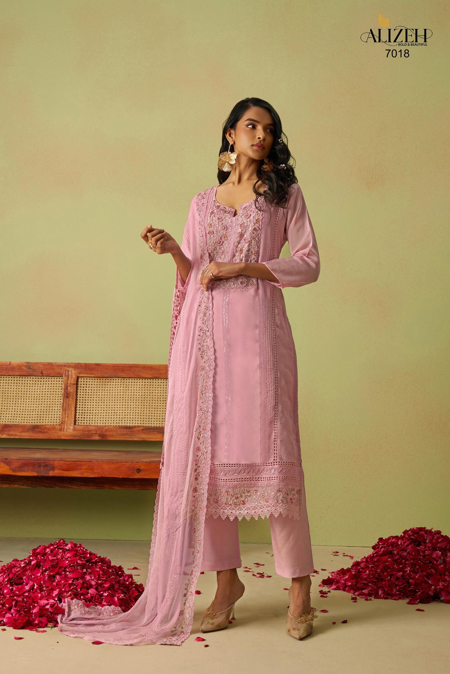 Alizeh Saadgi 2 Pure Organza with Chiffon Dupatta Salwar Suit Catalog Wholesale - Image 5