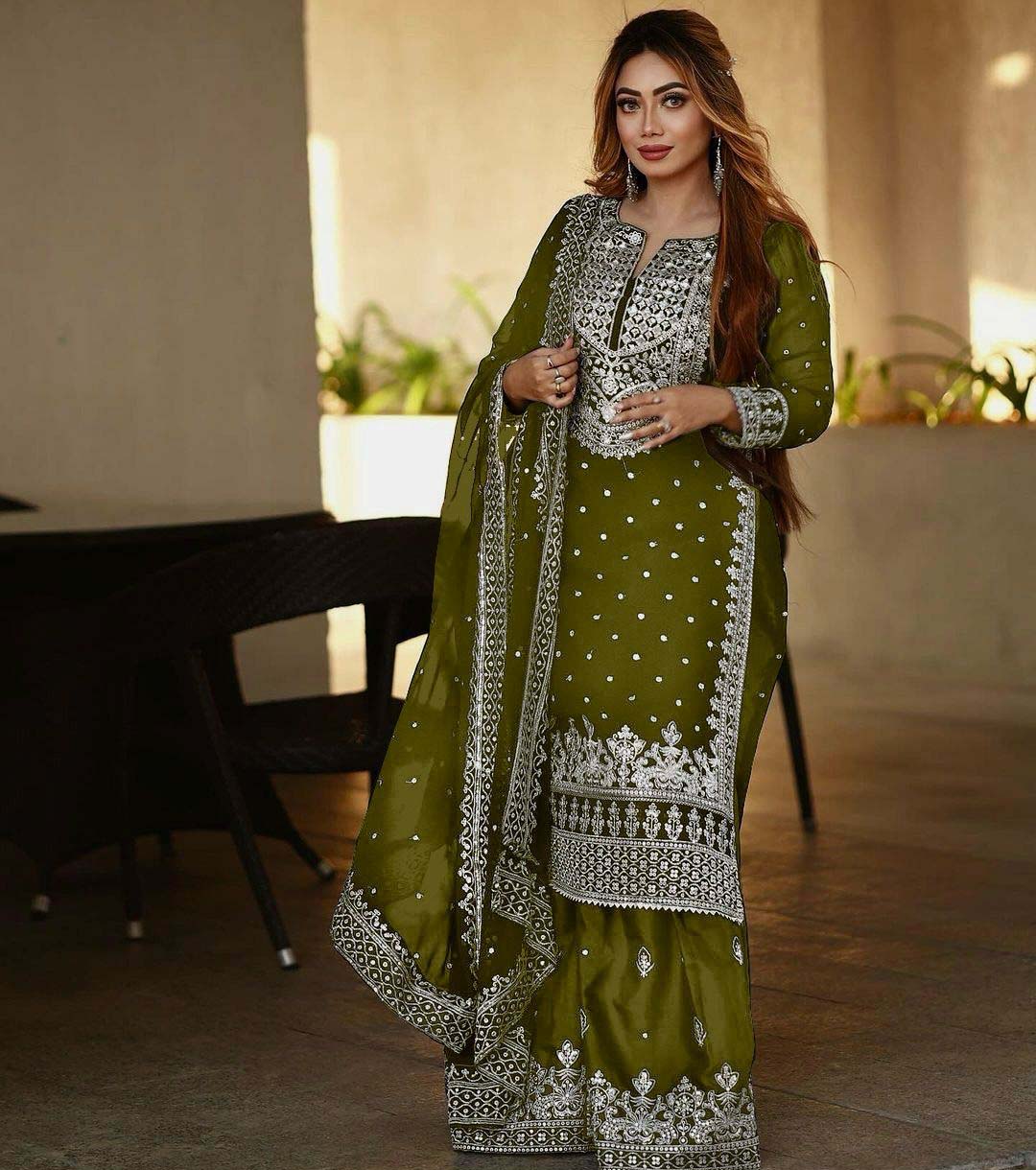 Vardan Ethnic Ssr-449 Heavy Faux Georgette Wholesale Pakistani Readymade Eid Collection