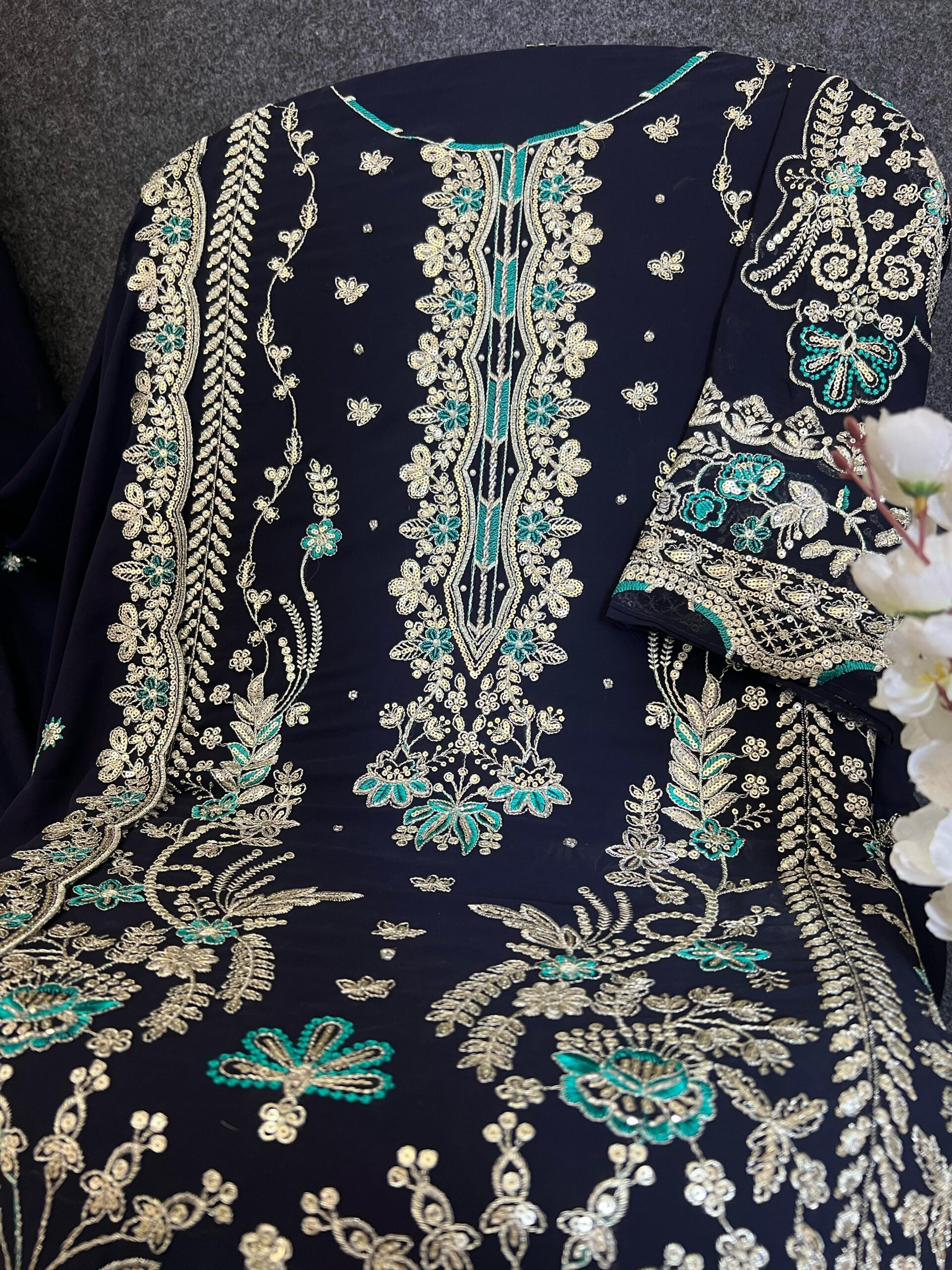 Sajida Alaya Vol-4 Georgette Embroidered Wholesale Pakistani Suit Collection - Image 5