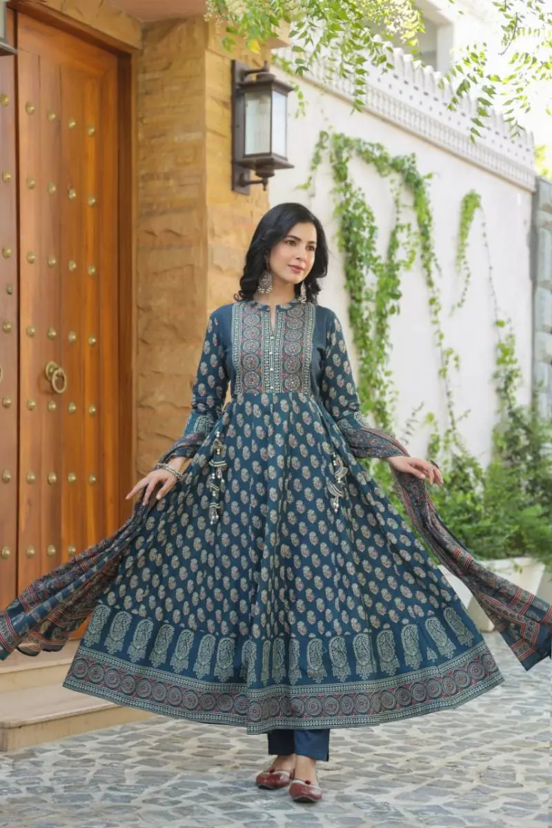 Tanyaa P 187 Designer Cotton Flared Kurti Bottom With Dupatta Wholesale Catalog - Image 5