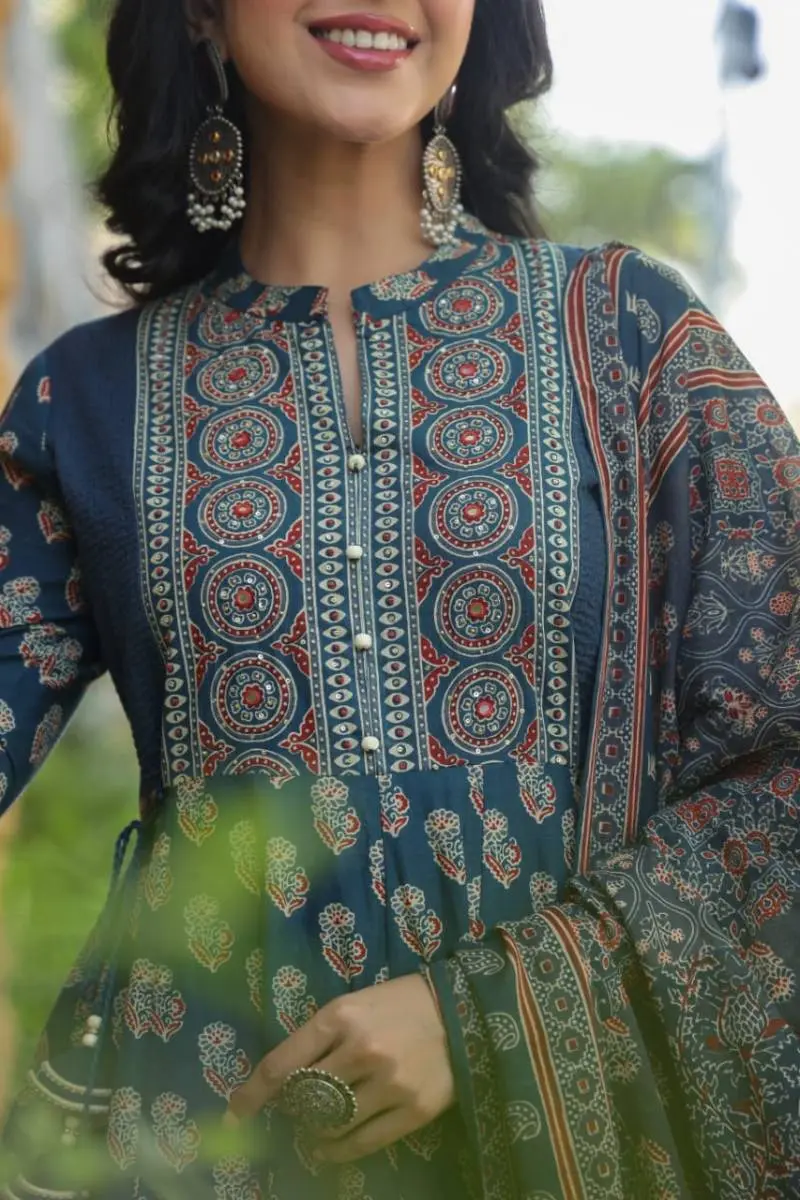 Tanyaa P 187 Designer Cotton Flared Kurti Bottom With Dupatta Wholesale Catalog - Image 6