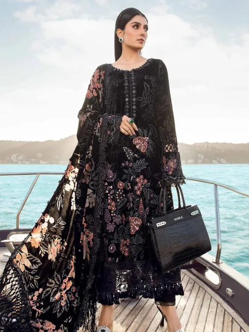 Vardan Ethnic Heavy Designer Pakistani Salwar Suit Collection