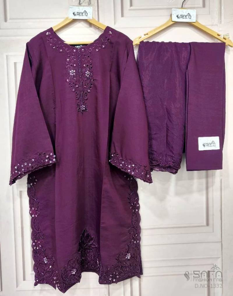 Safa Fashion Fab 1332 Cotton Wholesale Pakistani Suit Collection - Image 4