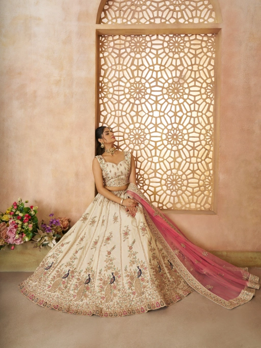 Vardan Ethnic Elegant White Zari Silk Designer Lehenga Choli - Image 2