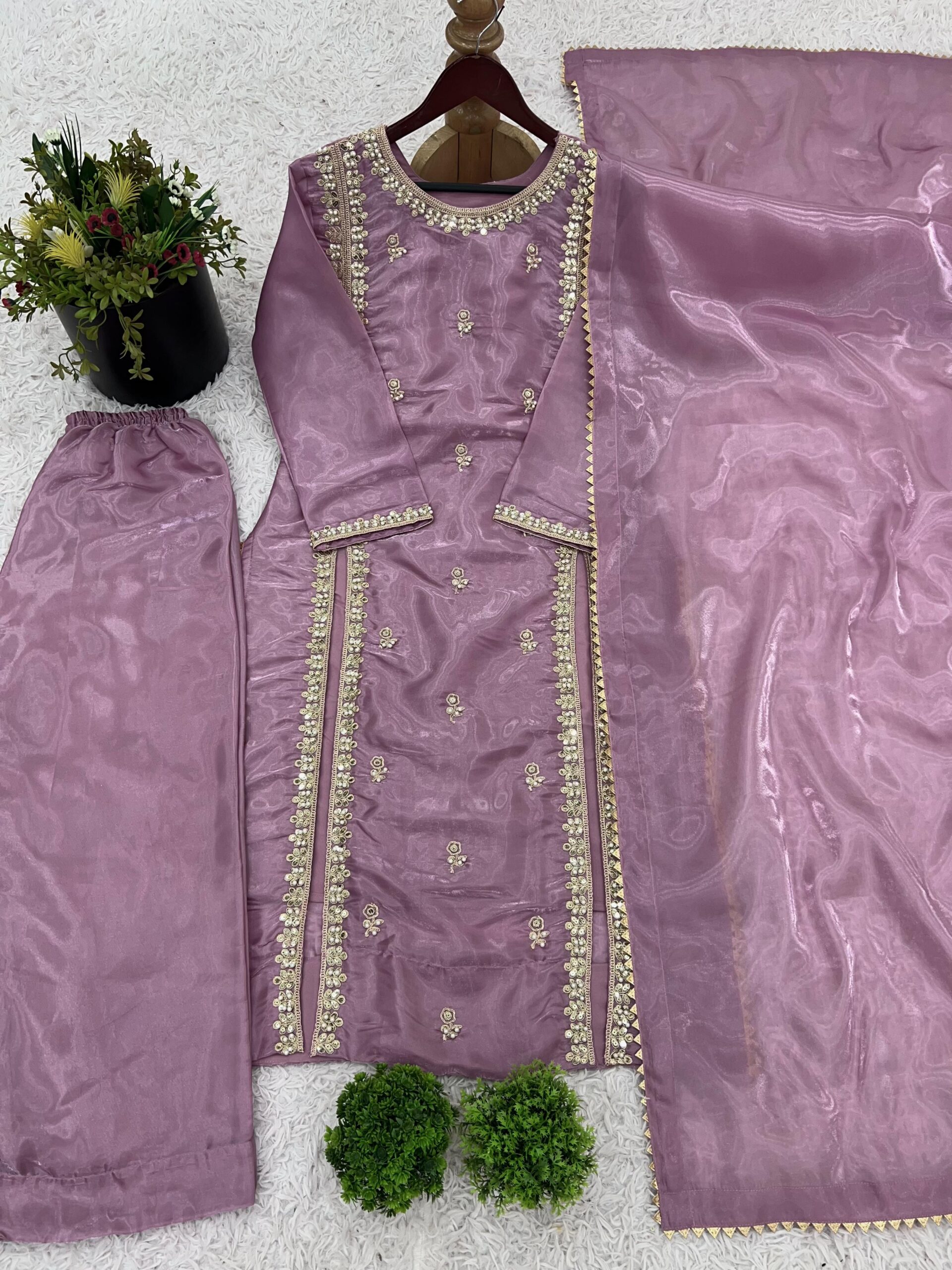 Vardan NSR-851 Jimmy Choo Embroidered Readymade Wholesale Salwar Suit - Image 4