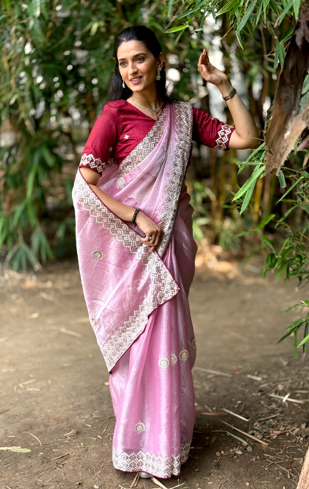 Vardan PURE JIMMY CHOO EMBROIDERY WORK C PALLU SAREE - Image 7