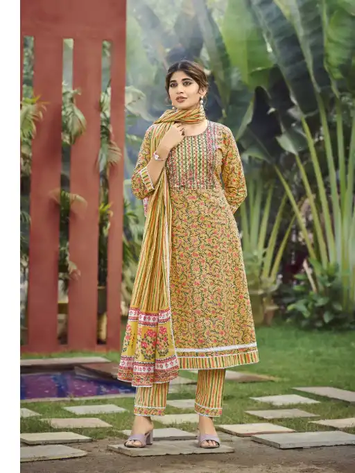 Hinaya Simi Vol 2 Wholesale Cotton Cambric Anarkali Kurti Collection - Image 4