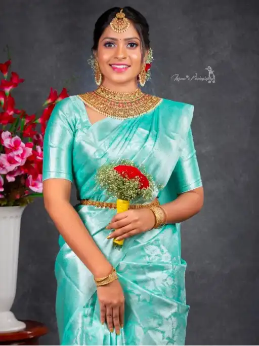 KP-R Creation KP-R 085 Wholesale Soft Lichi Silk Saree Catalog