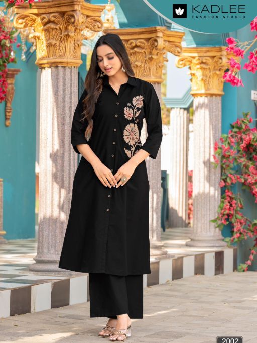 Kadlee Pehchan Wholesale Heavy Rayon Kurti With Bottom