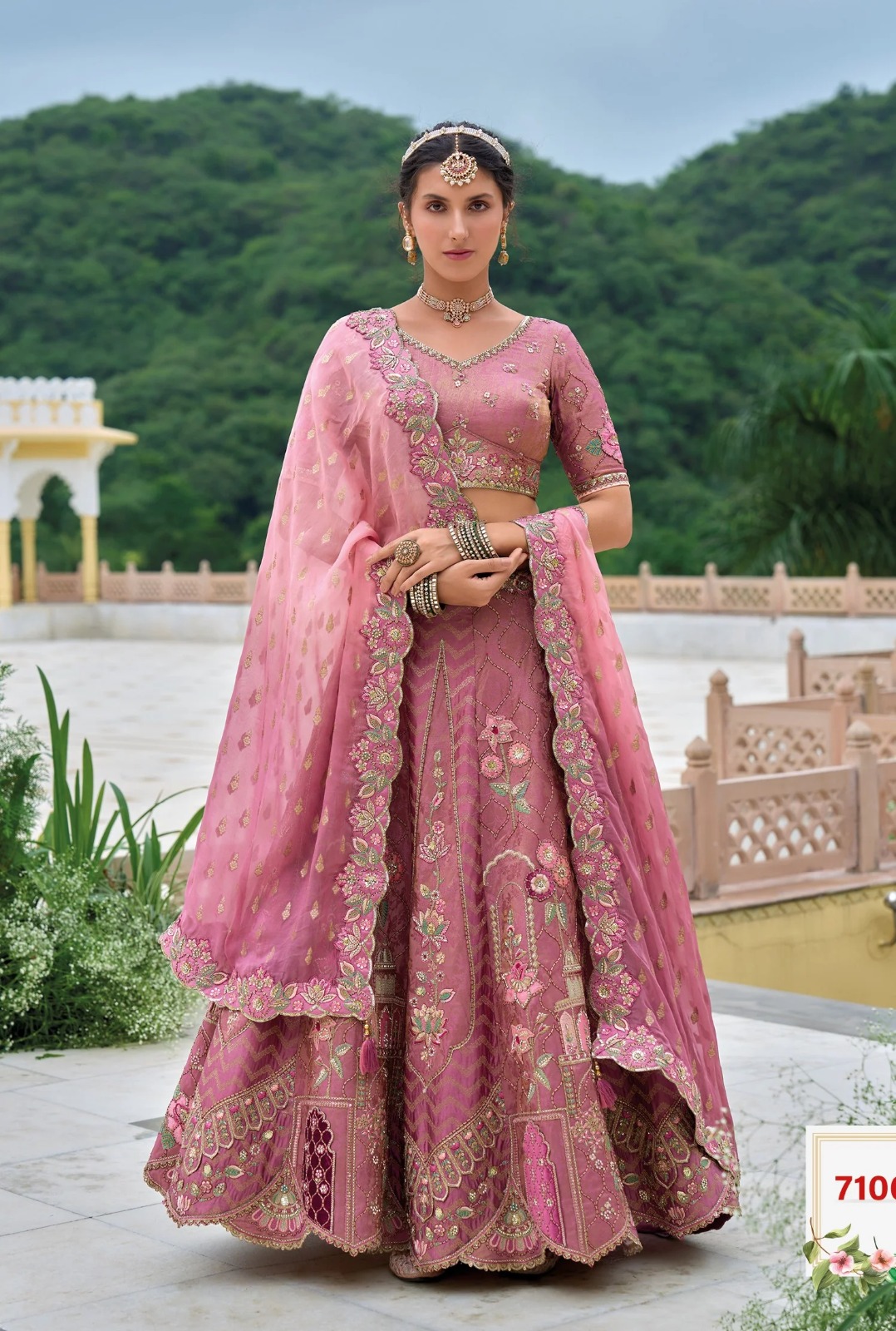 Tathastu Anaara Onion Beautiful Traditional Embroidered Silk Lehenga