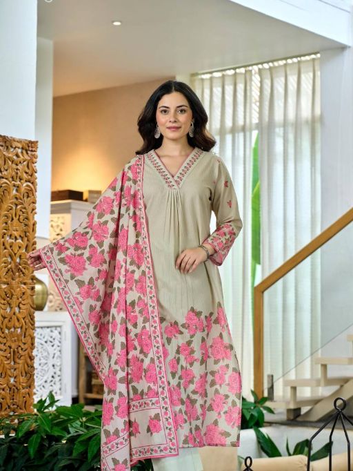 Vardan Naisha K 47 Wholesale Cotton Kurti With Bottom Dupatta - Image 3