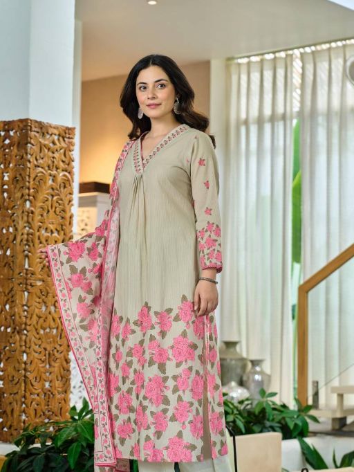 Vardan Naisha K 47 Wholesale Cotton Kurti With Bottom Dupatta - Image 2