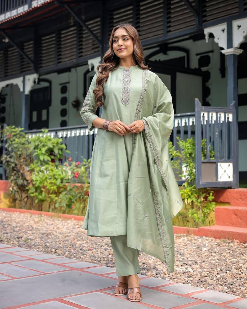 Vardan Navya Kurti 106 Wholesale Muslin Silk Kurti Collection