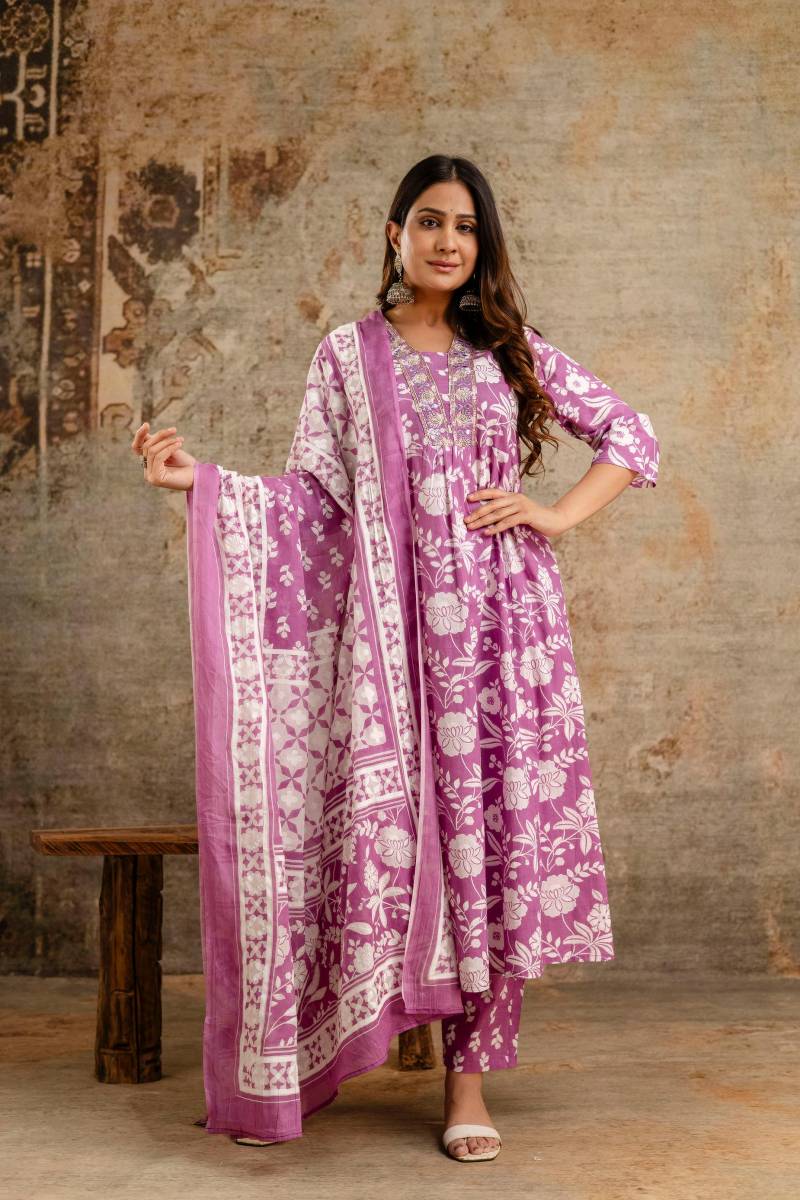 Nityaa F 14 Cotton Printed Kurti Bottom With Dupatta Set - Image 2