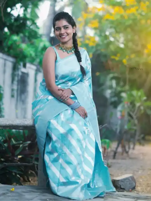 KP-R Creation KP-R094 Lichi Silk Jacquard Saree Catalog