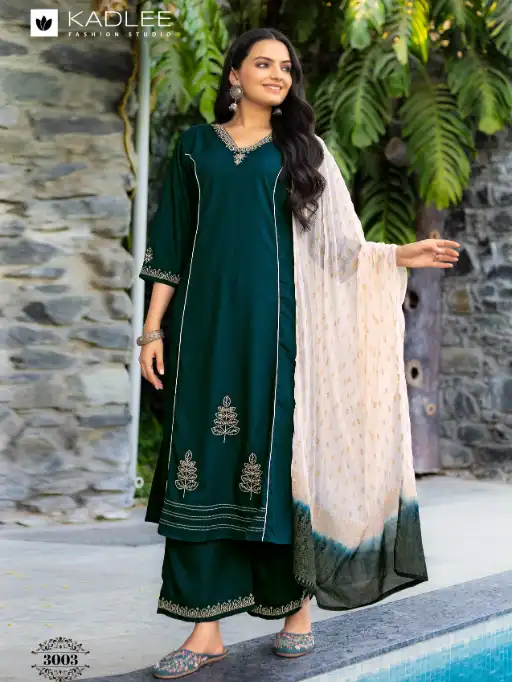 Kadlee Amrita Wholesale Rayon Slub Kurti With Bottom Dupatta - Image 3