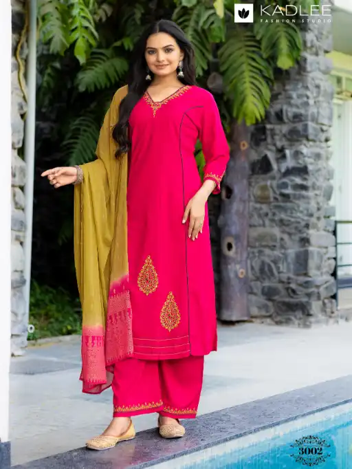 Kadlee Amrita Wholesale Rayon Slub Kurti With Bottom Dupatta - Image 4