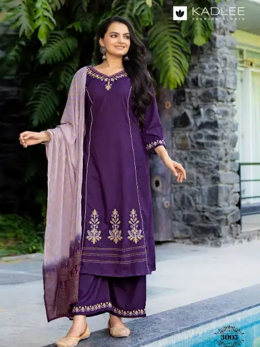 Kadlee Amrita Wholesale Rayon Slub Kurti With Bottom Dupatta - Image 7