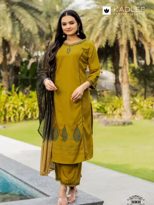 Kadlee Amrita Wholesale Rayon Slub Kurti With Bottom Dupatta - Image 2