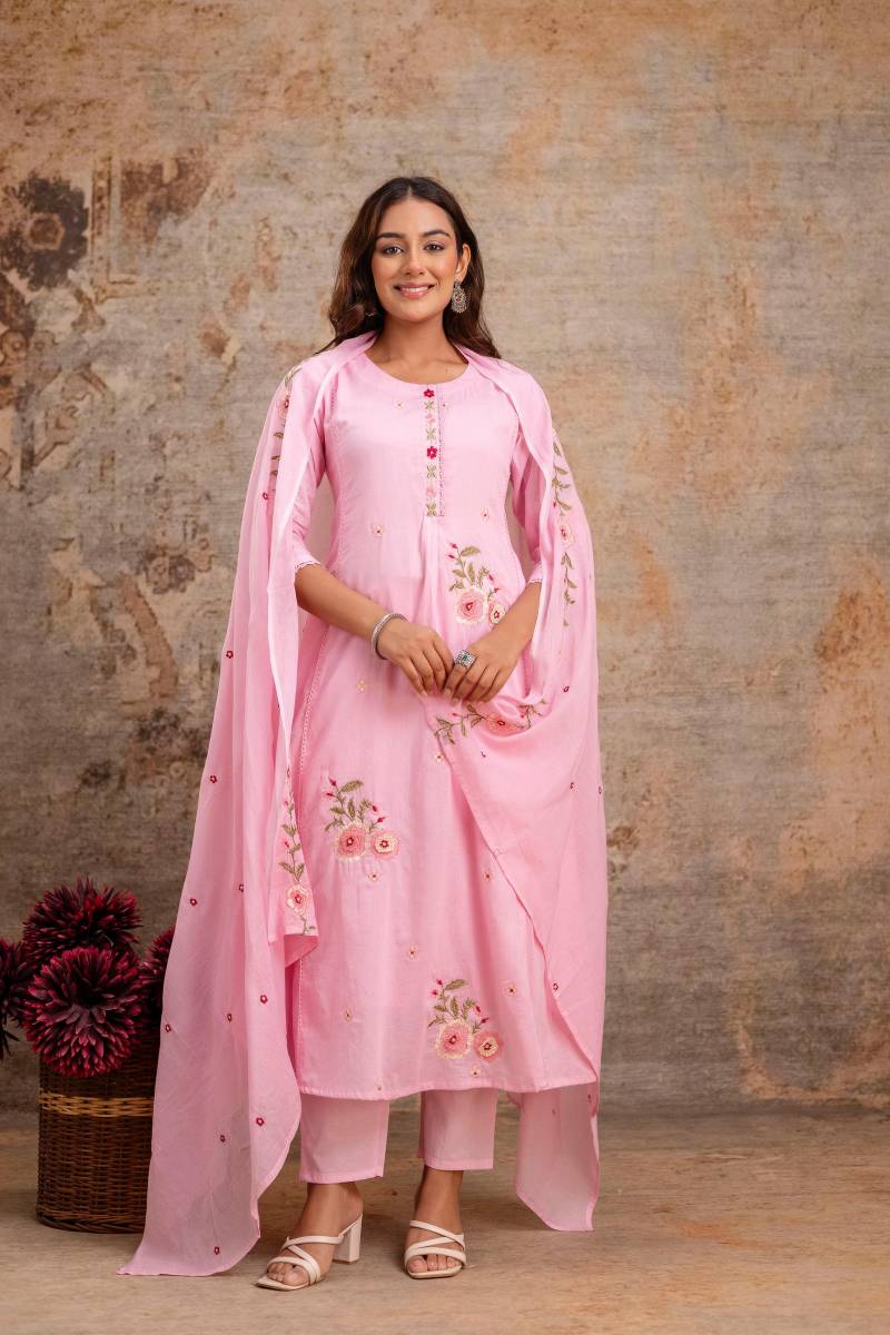 Vardan Ethnic Naisha K 155 Wholesale Mulmul Kurti Bottom With Dupatta - Image 6