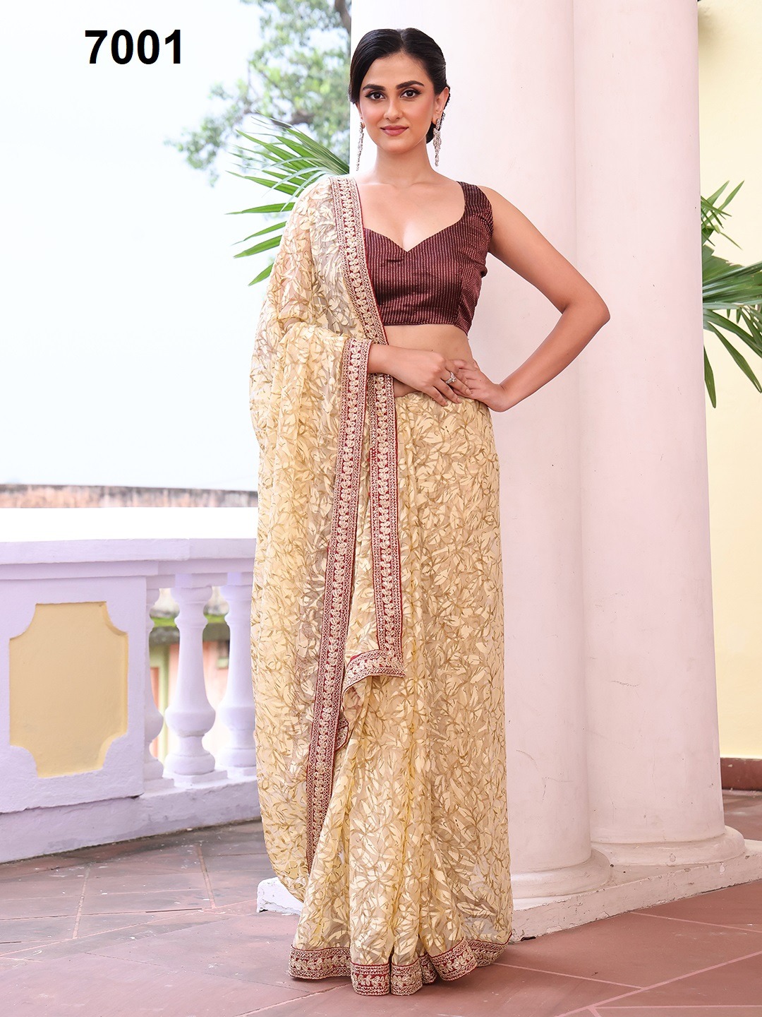 Laxminam DNo7001 Embroidered Embellished Brasso Saree - Image 4