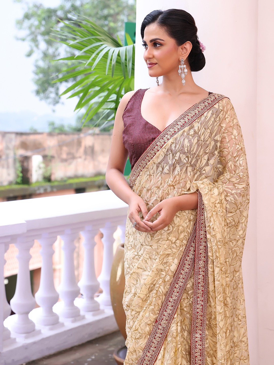 Laxminam DNo7001 Embroidered Embellished Brasso Saree - Image 2