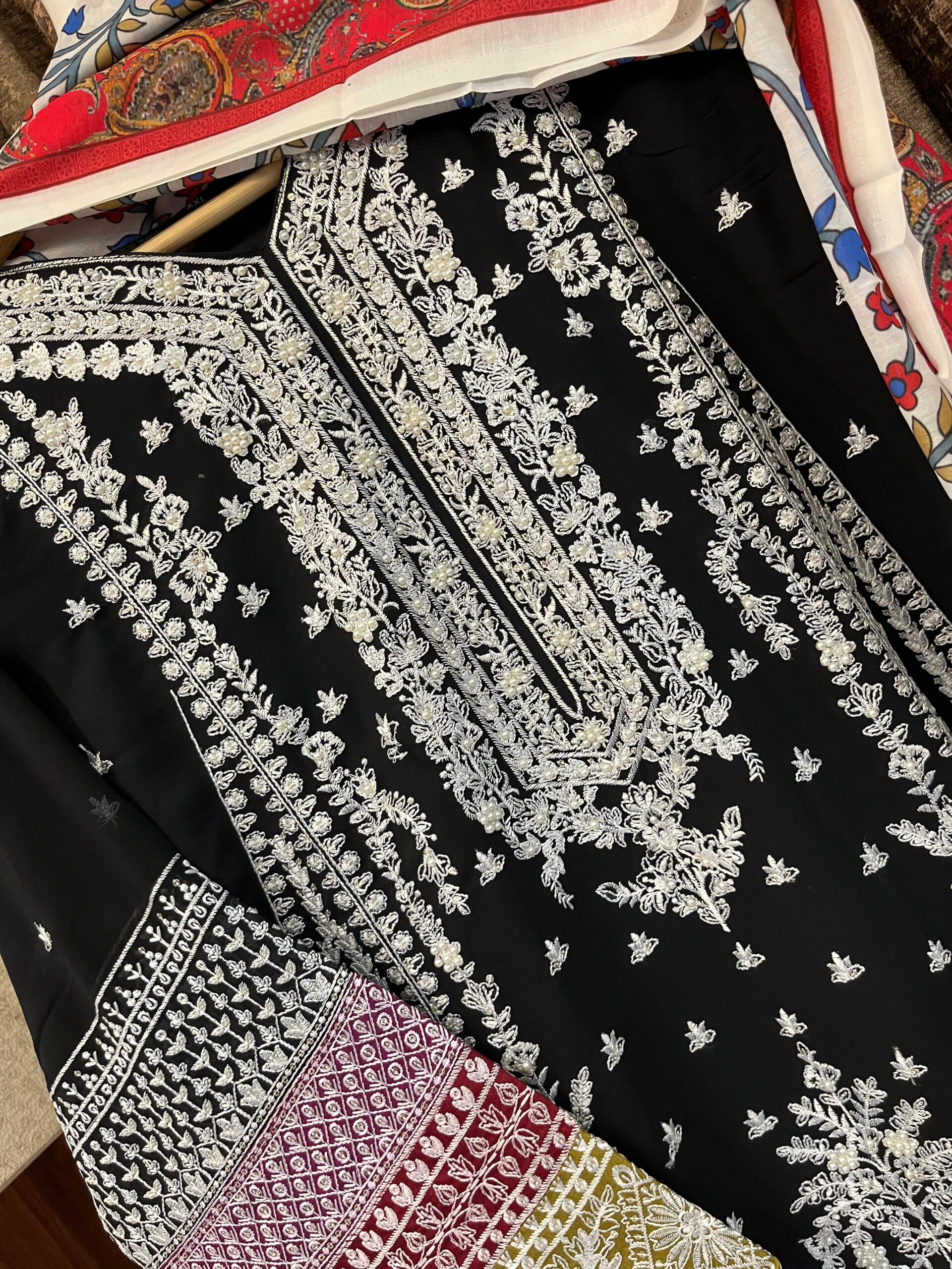 Maria.B D.NO 1018 Wholesale Readymade Georgette Pakistani Suit - Image 5