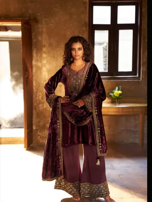 Aiqa Shuijing Wholesale Viscose Velvet Handwork Salwar Kameez Catalog