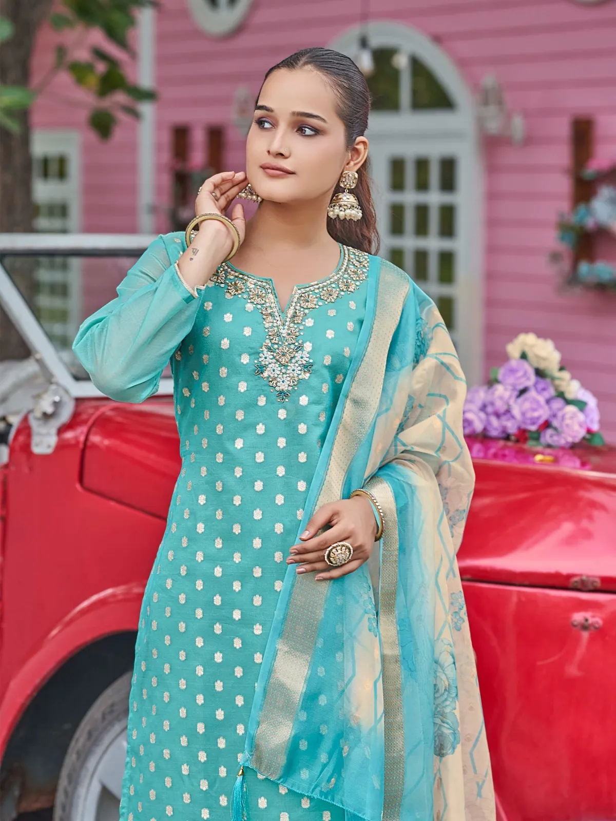 Aanchi Bingo Shimmer Jacquard Butti Kurti Pant And Dupatta Set