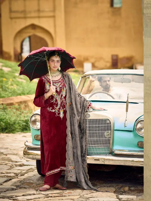 Four Dots Veneshiaa Vol 2 Wholesale Viscose Makhmali Work Salwar Kameez - Image 3