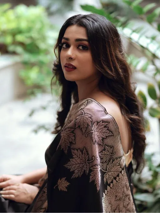 KP-R CREATION KP-R 199 Soft Lichi Silk Saree Catalog - Image 5