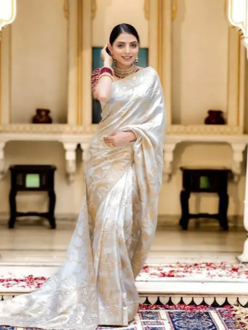 KP-R Creation KP-5072 Soft Lichi Silk Saree with Rich Pallu & Brocade Blouse Collection - Image 10