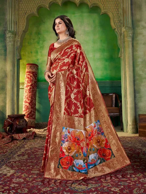 Vakratund VK4400 Pure Soft Jacquard Zari Weaving Saree Catalog - Image 4