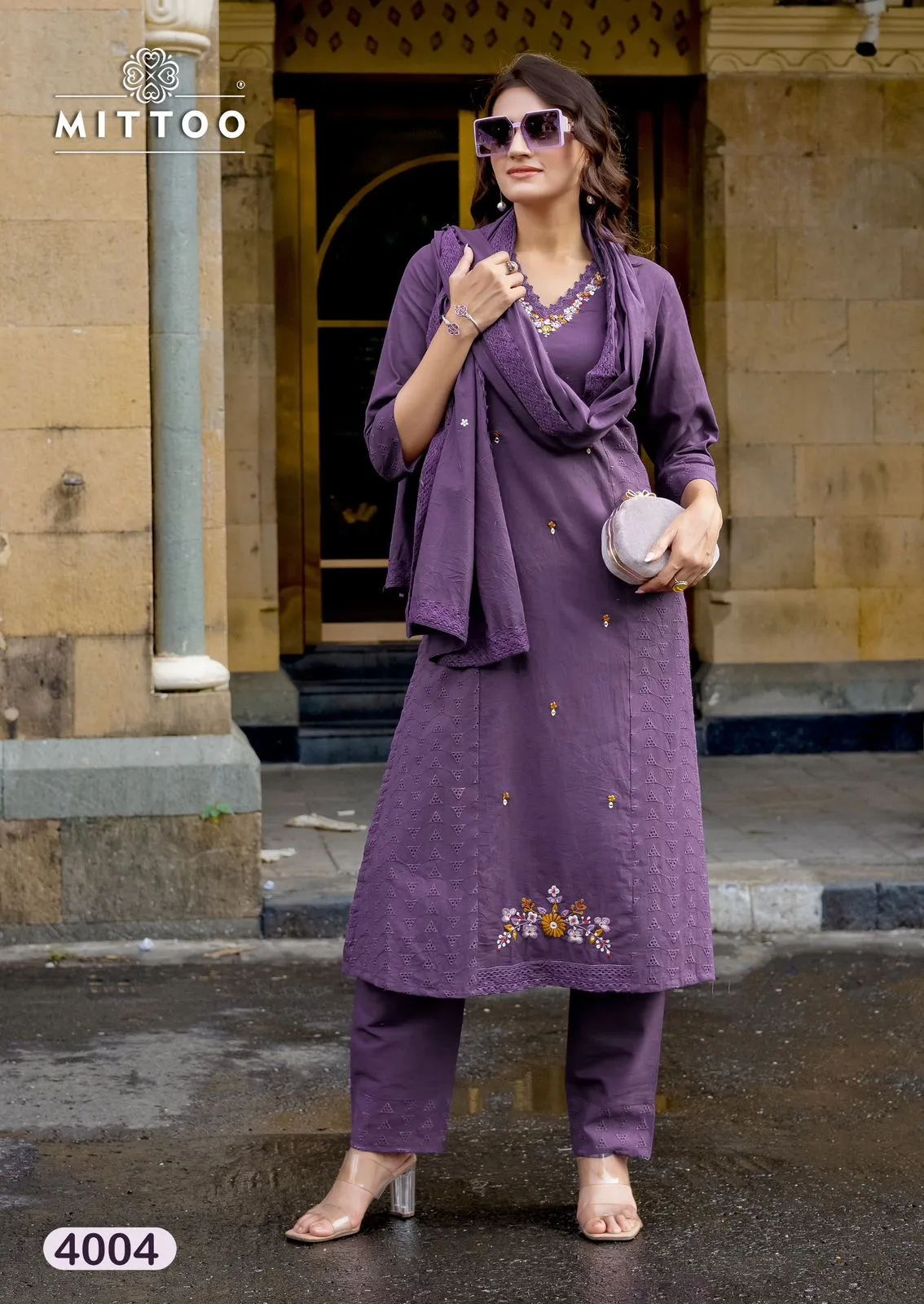Mittoo Dastoor Shifli Cotton Thread Work Kurti Pant And Dupatta Set