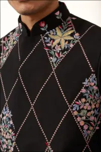 Shubhvastra Rivaaj Viscose Art Silk Mens Kurta Pant & Koti Collection - Image 4