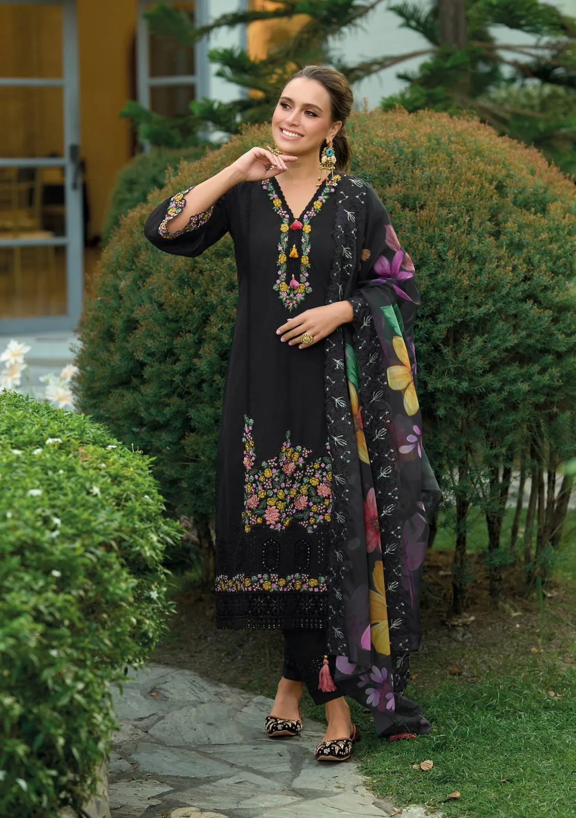 Kailee Roma Cotton With Threadwork Designer Kurti Pant And Dupatta Set