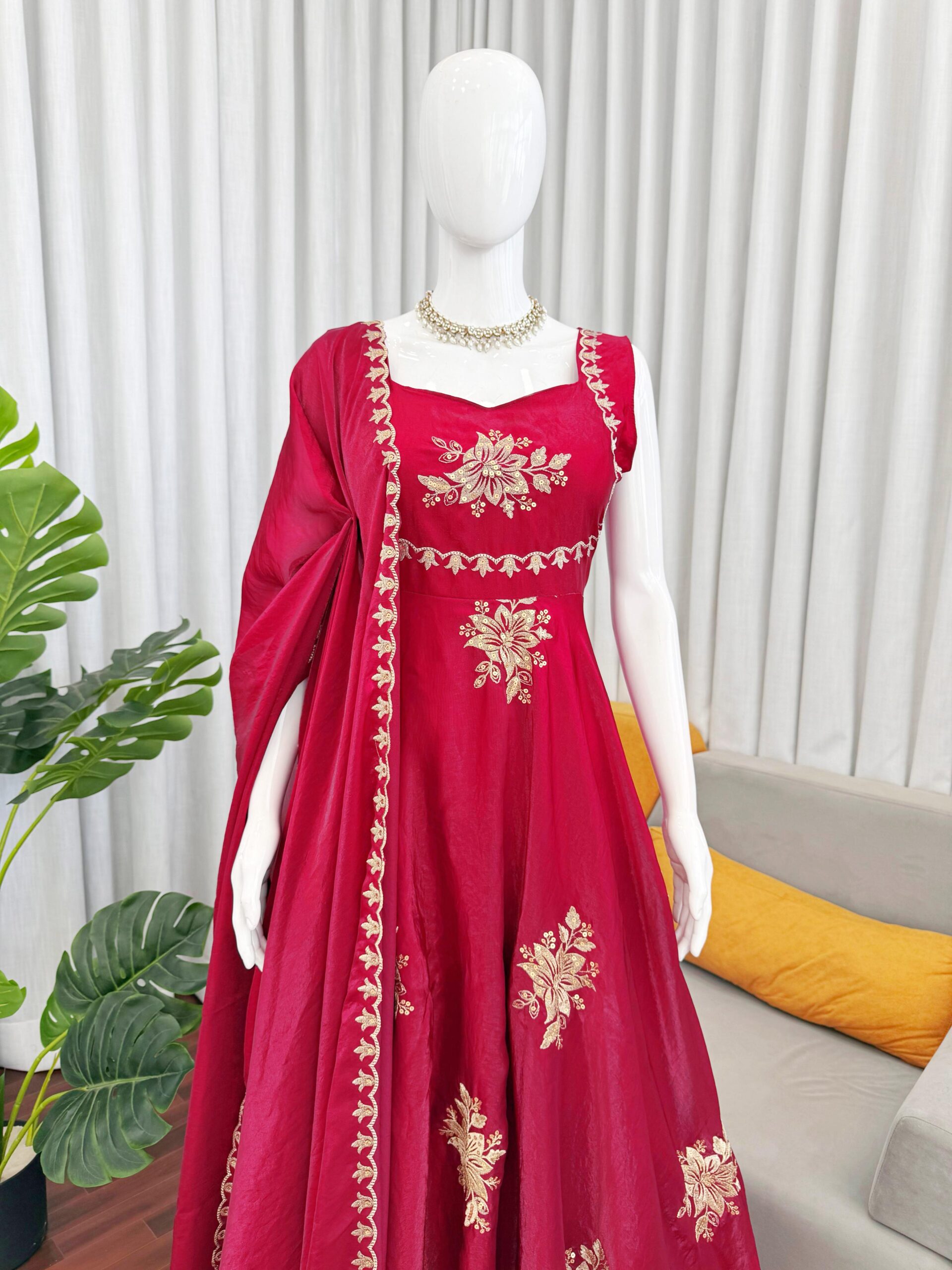 RTC Series Style Code 6011 Kurti Plazo Set with Dupatta — Wholesale Readymade Suit, Vardan Ethnic wholesale from Surat — view 10